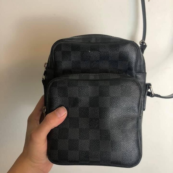 Louis Vuitton graphite Amazon bag - Picture 10 of 10